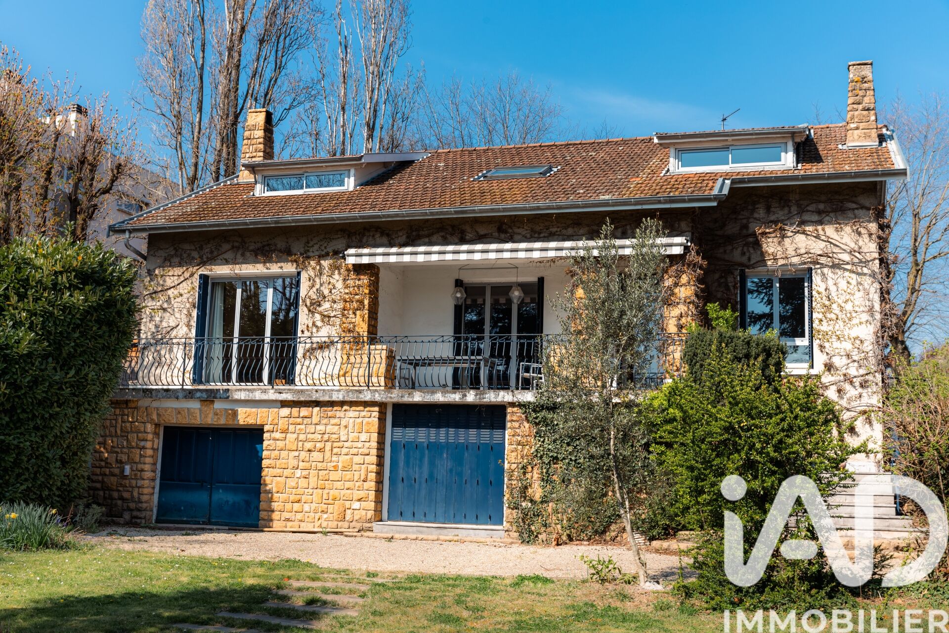 Vente Maison/villa 8 pièces - Photo 2