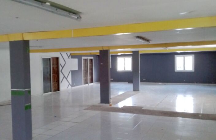 Vente Immeuble 3 102 m&sup2; — photo 3