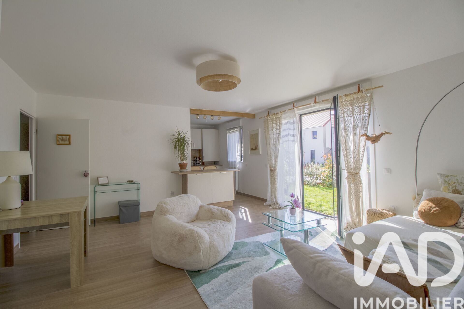 Vente Appartement 4 pièces - Photo 2