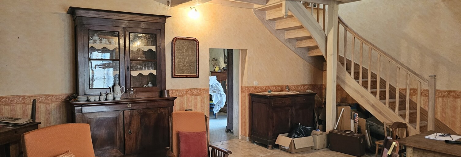 Maison 7 Pièces 230 m² à vendre à Dampierre-sur-Boutonne (17470)