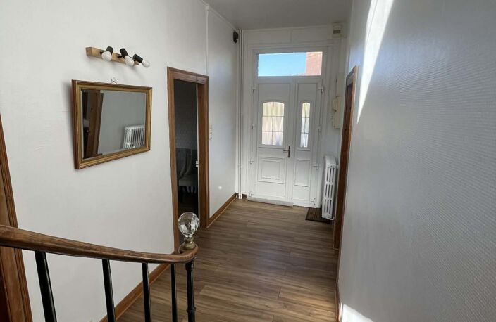 Vente Maison/villa 8 pièces — photo 3