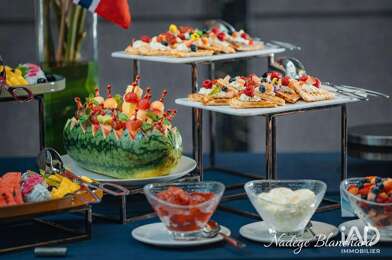 Commerce  176000 €