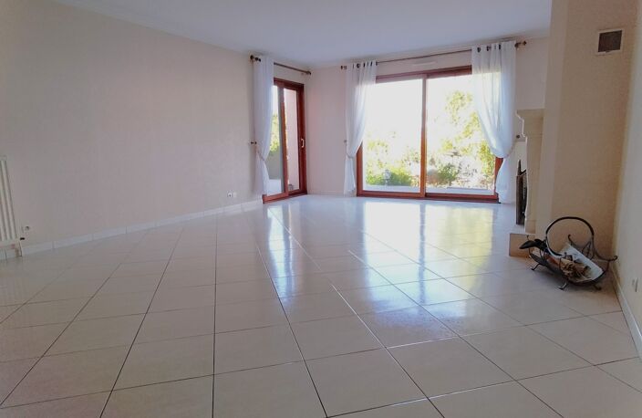 Vente Maison traditionnelle 7 pièces — photo 3