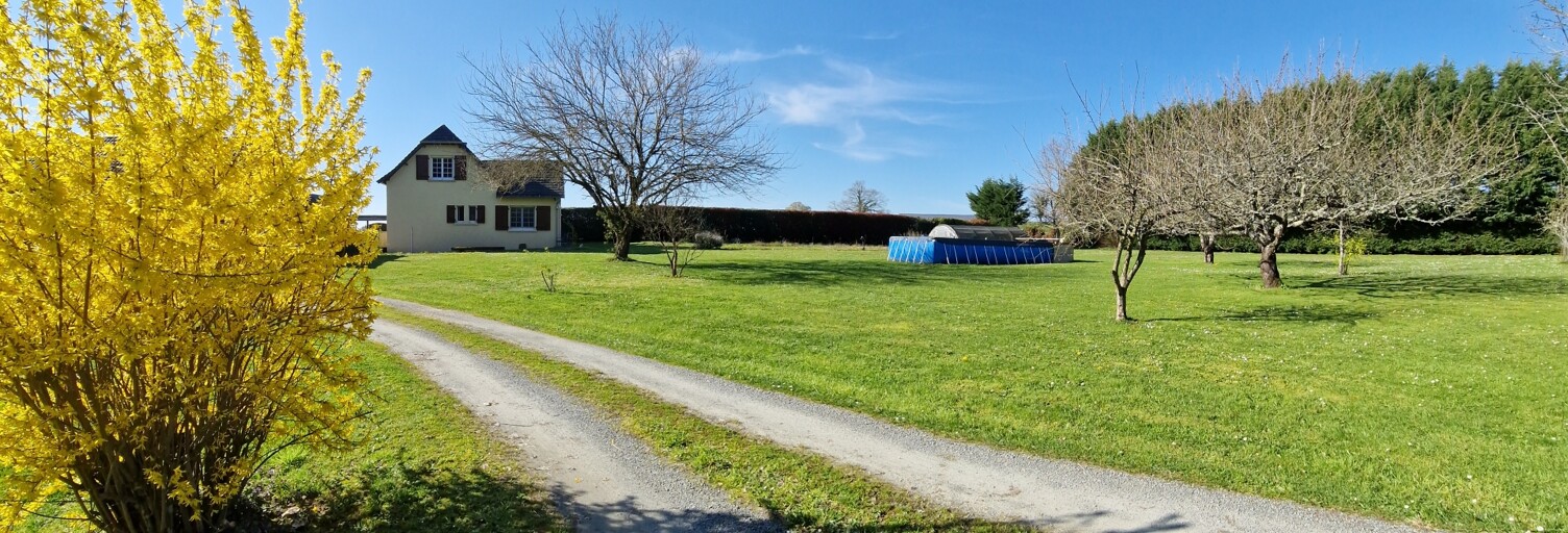 Maison 5 Pièces 100 m² à vendre à Saint-Cyr-les-Champagnes (24270)