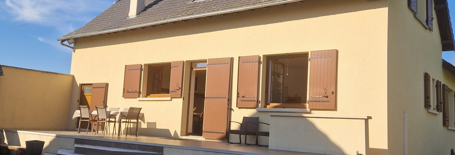 Maison 5 Pièces 100 m² à vendre à Saint-Cyr-les-Champagnes (24270)