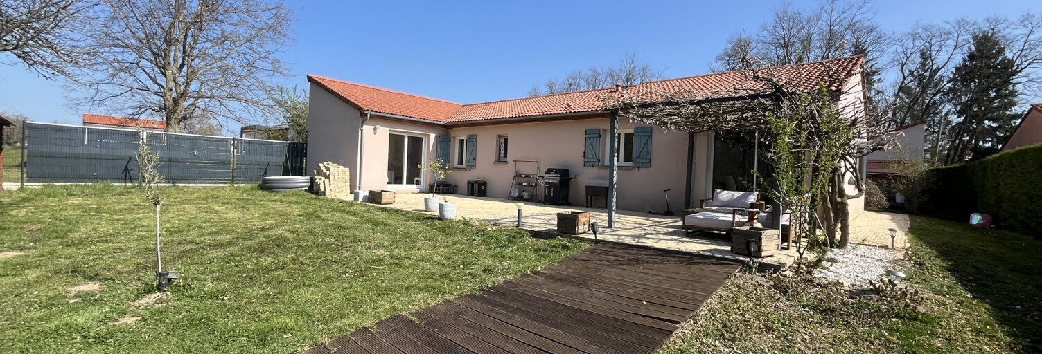 Maison 7 Pièces 139 m² à vendre à Orléat (63190)