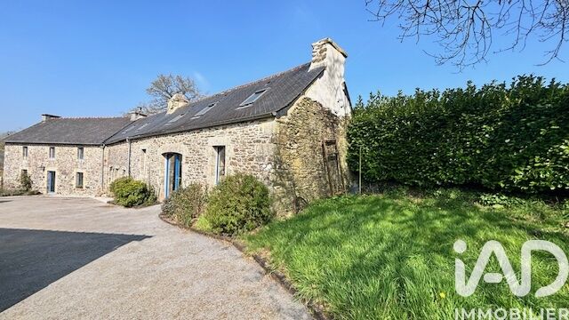 Plonevez-Du-Faou - 110m² - 4p. - 3ch.