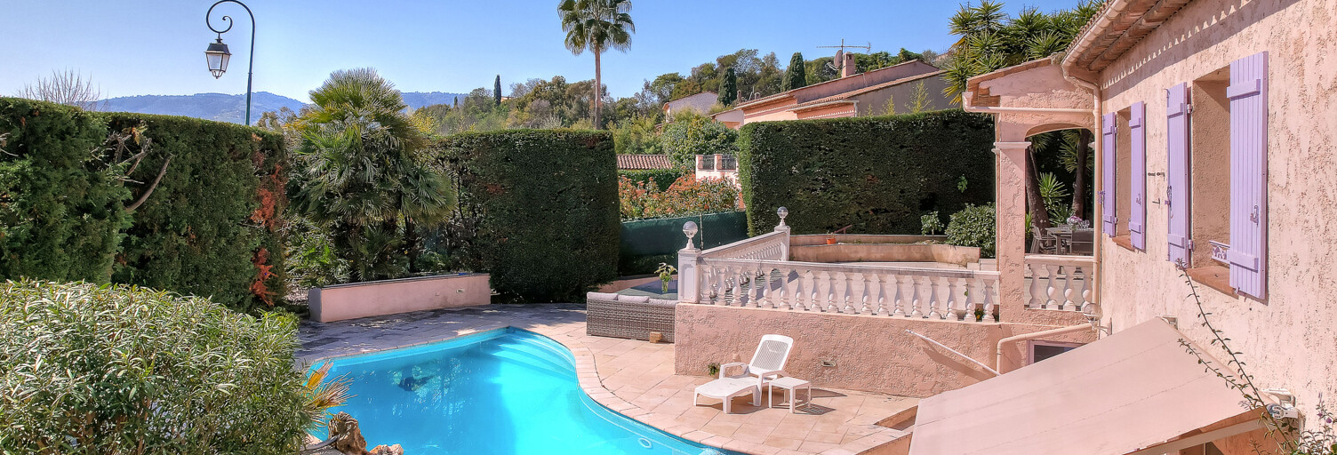 Maison 9 Pièces 223 m² à vendre à La Roquette-sur-Siagne (06550)