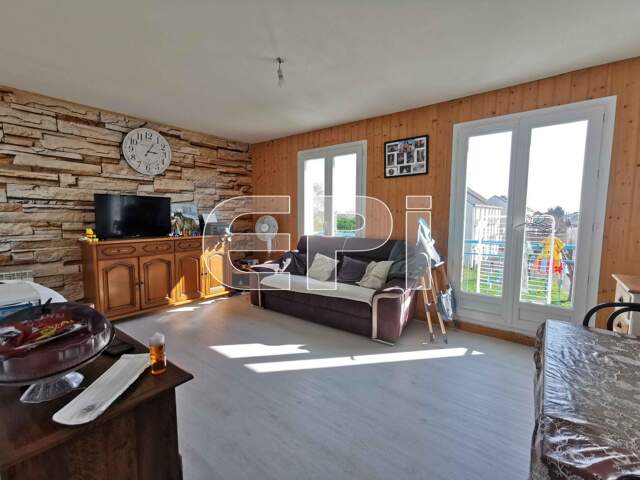 Réf 8152. Richelieu, Appartement T3 de 63,45 m² loué 420 &eur — photo du bien