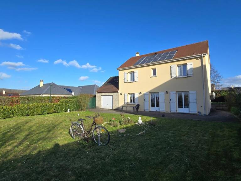 Maison familiale récente de 116 m² sur sous sol total — photo 1