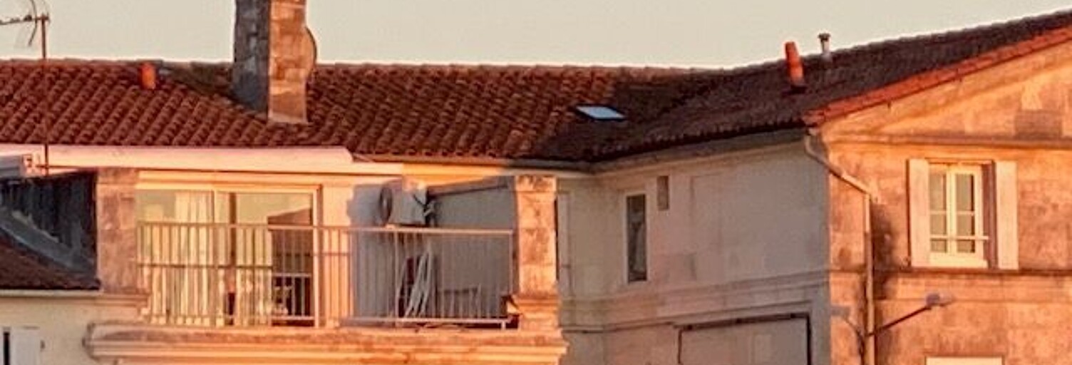 Appartement 1 Pièce 25 m² à vendre à Rochefort (17300)