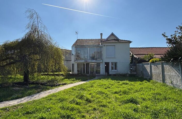 Maison proche du centre de Bourcefranc — photo 2