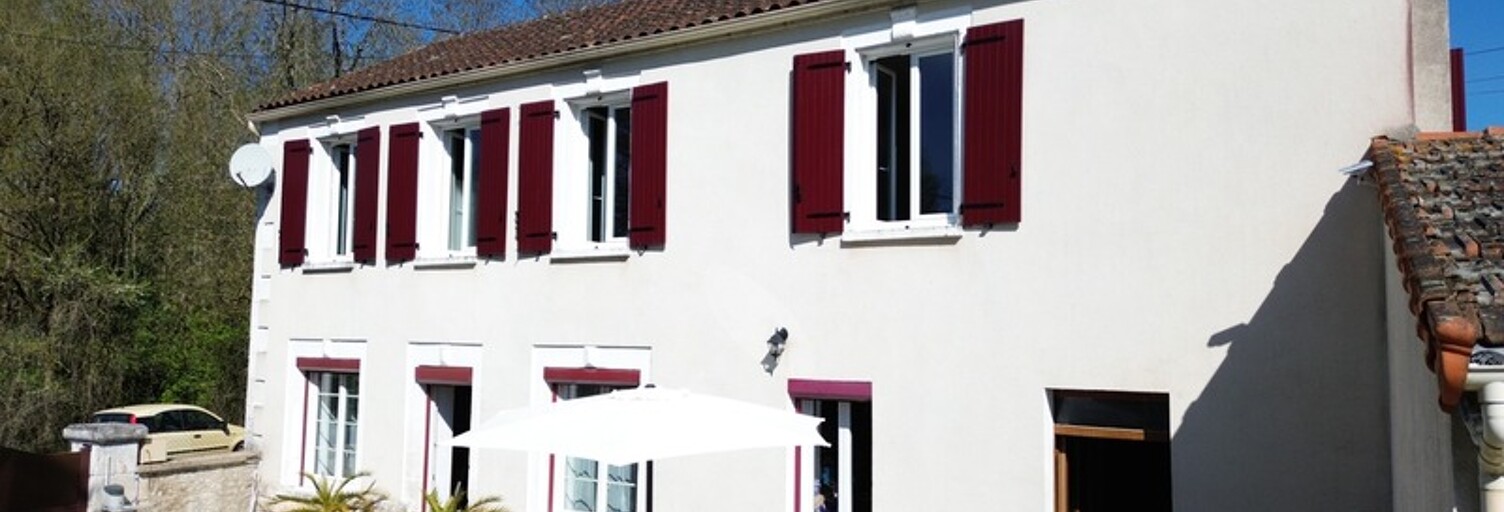 Maison 5 Pièces 145 m² à vendre à Luxé (16230)