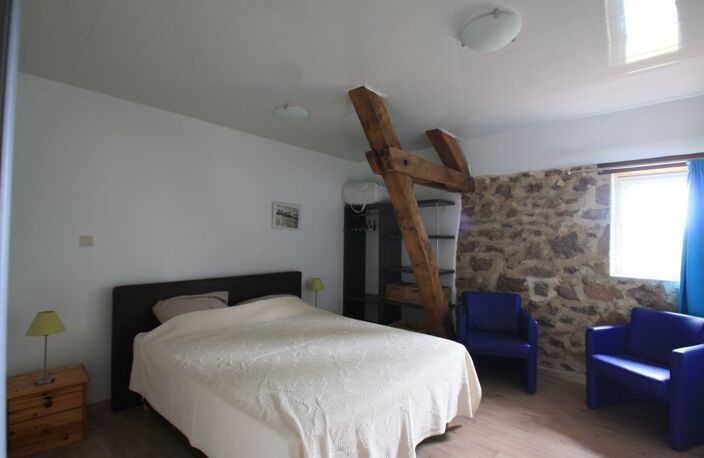 Belle propriété, rénovée récemment, avec gîtes sur 3761 m² de terrain — photo 3