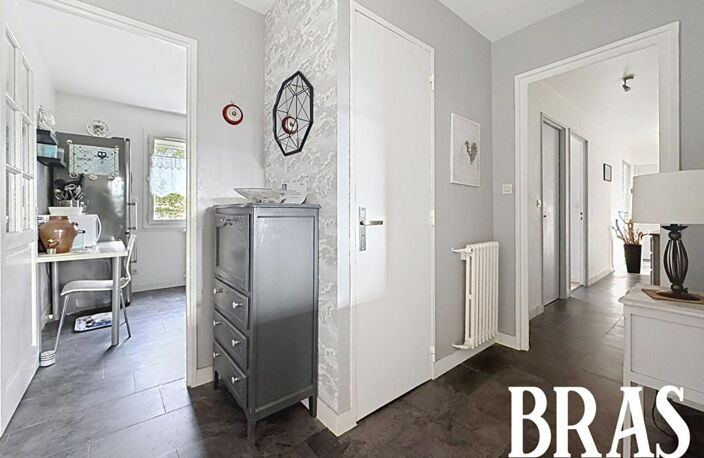SAINT SEBASTIEN SUR LOIRE - APPARTEMENT 3 CH - 93 m² + CAVE + PARKING — photo 4