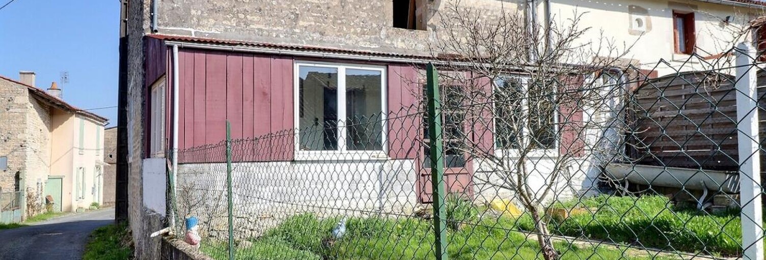 Maison 4 Pièces 68 m² à vendre à Dampierre-sur-Boutonne (17470)