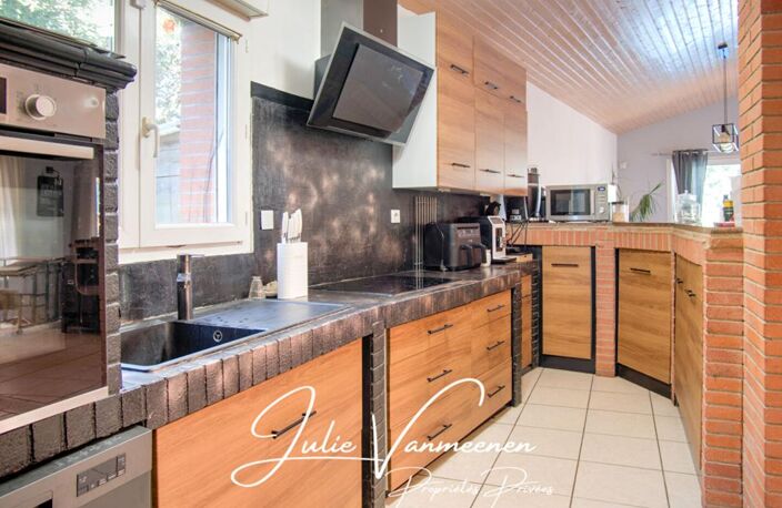 La Salvetat-Saint-Gilles (31880) - Maison T5 - 4 chambres - Double Garage - Piscine — photo 4
