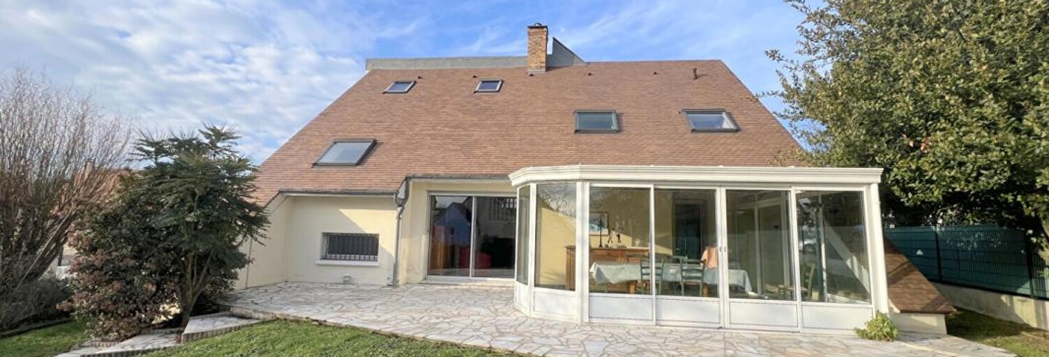 Maison 10 Pièces 162 m² à vendre à Coulaines (72190)