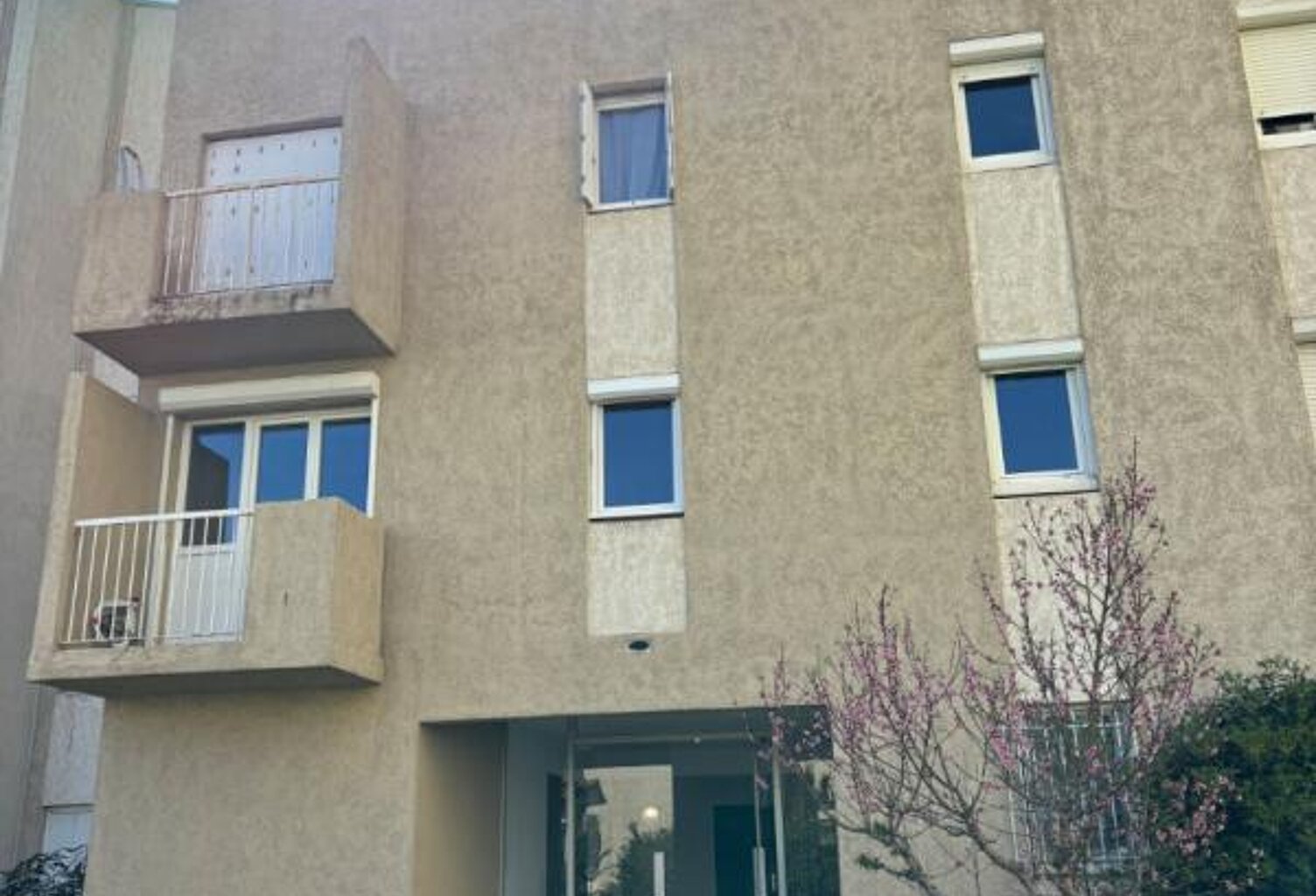 -BASTIA-Appartement T3  60m2 Résidence de 3 niveaux Cave Parking — photo 1