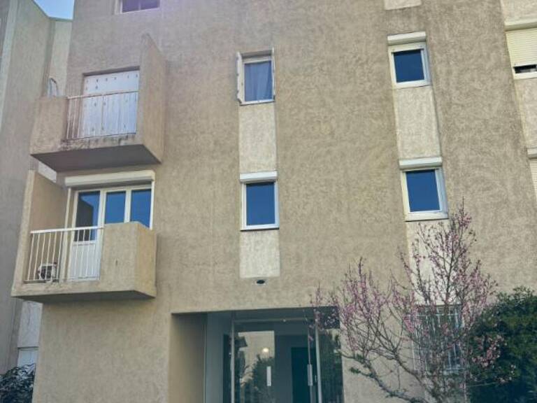 -BASTIA-Appartement T3  60m2 Résidence de 3 niveaux Cave Parking — photo 1