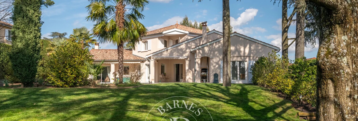 Maison 6 Pièces 213 m² à vendre à Écully (69130)