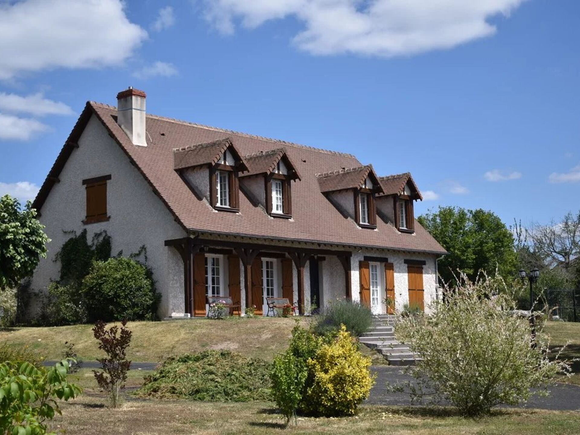 Maison 7 pièces 195 m² · à Vierzon · 195 m² · 334 500 €