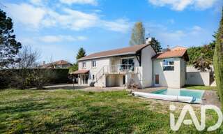 Maison 6 Pièces 211 m² à vendre à Cailloux-sur-Fontaines (69270)