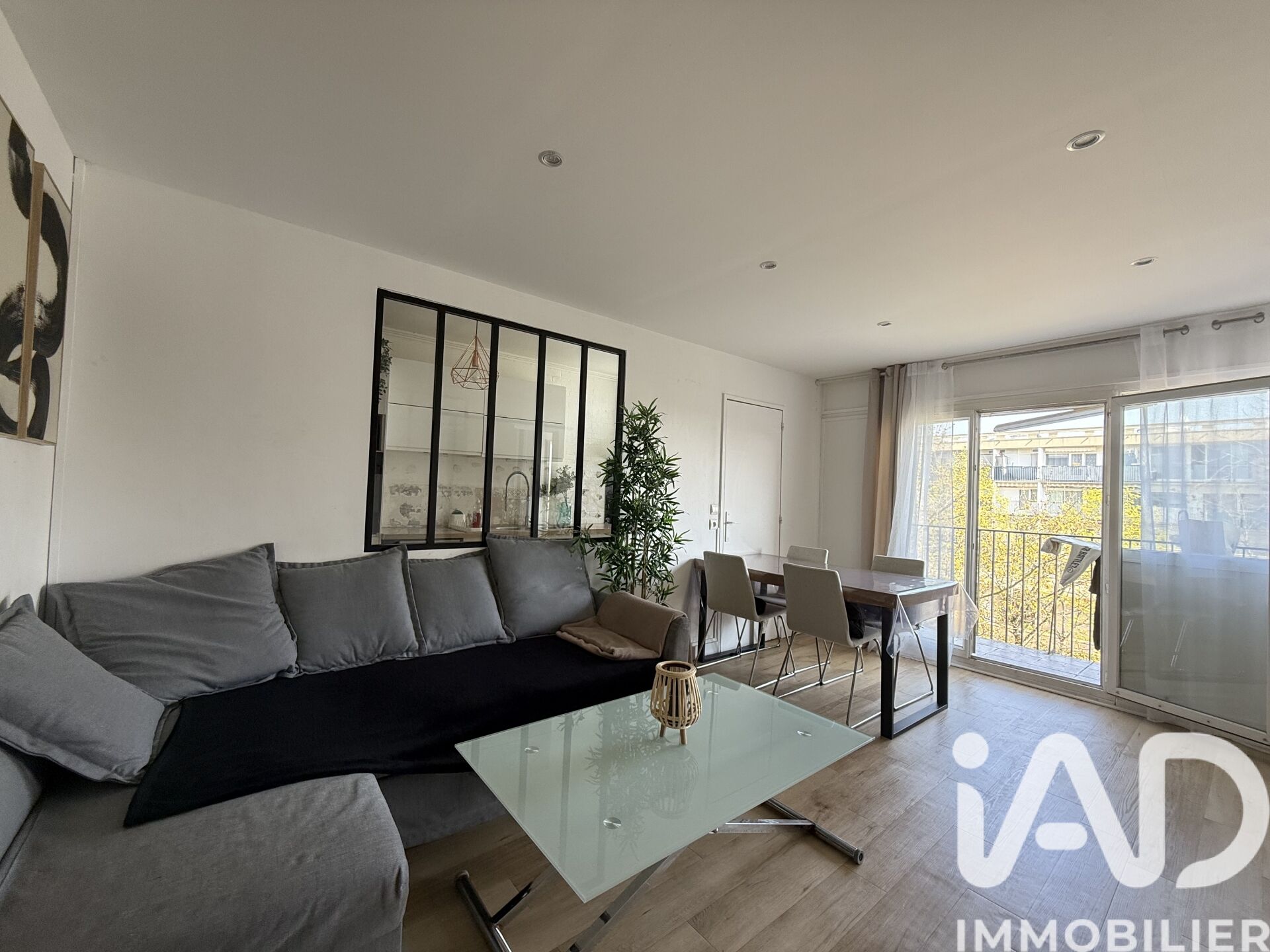 Vente Appartement 4 pièces - Photo 2