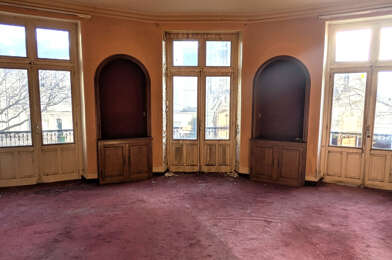 Appartement 5 pièces 164750 €