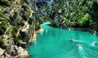 Commerce  160 m² à vendre à Moustiers-Sainte-Marie (04360)