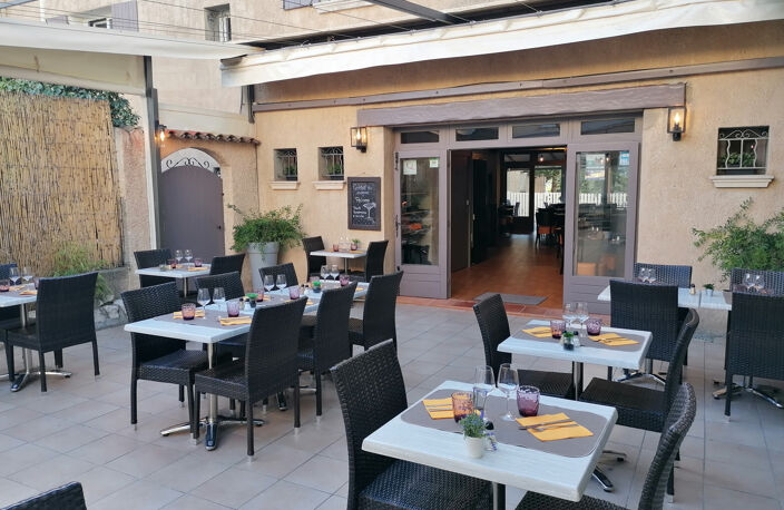 FONDS Resataurant  Brasserie  avec appartement de fonction — photo 2