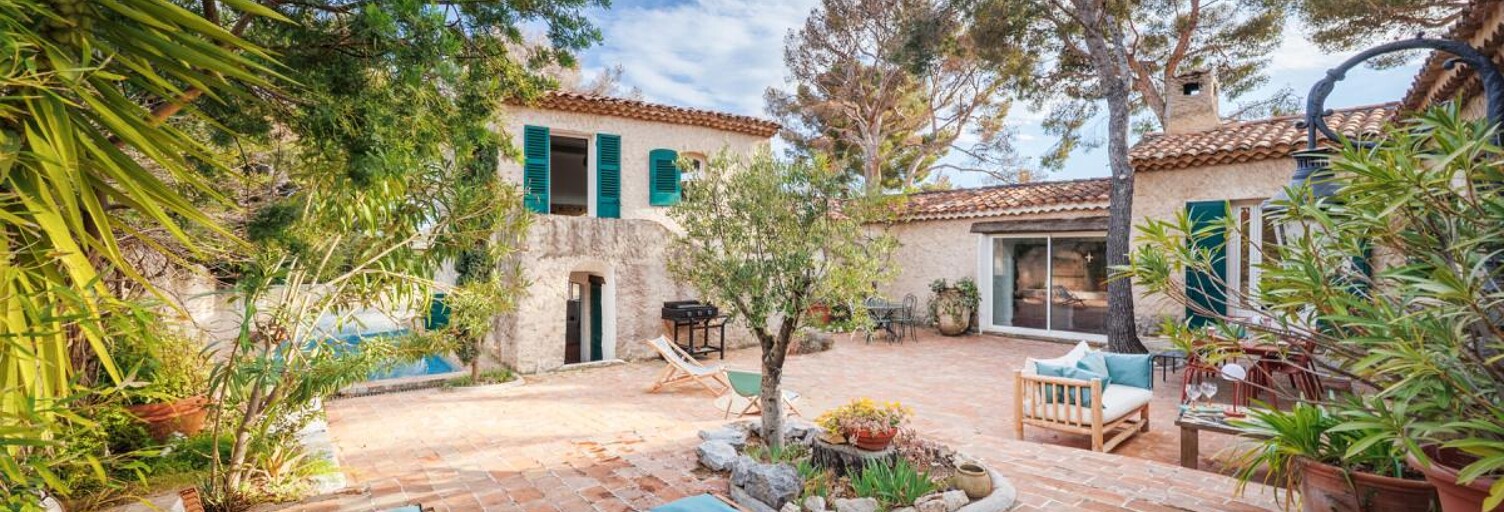 Maison 8 Pièces 215 m² à vendre à Cassis (13260)