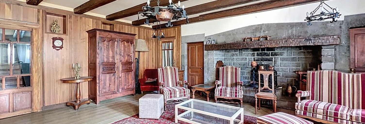 Immeuble  198 m² à vendre à Neuvéglise-sur-Truyère (15260)