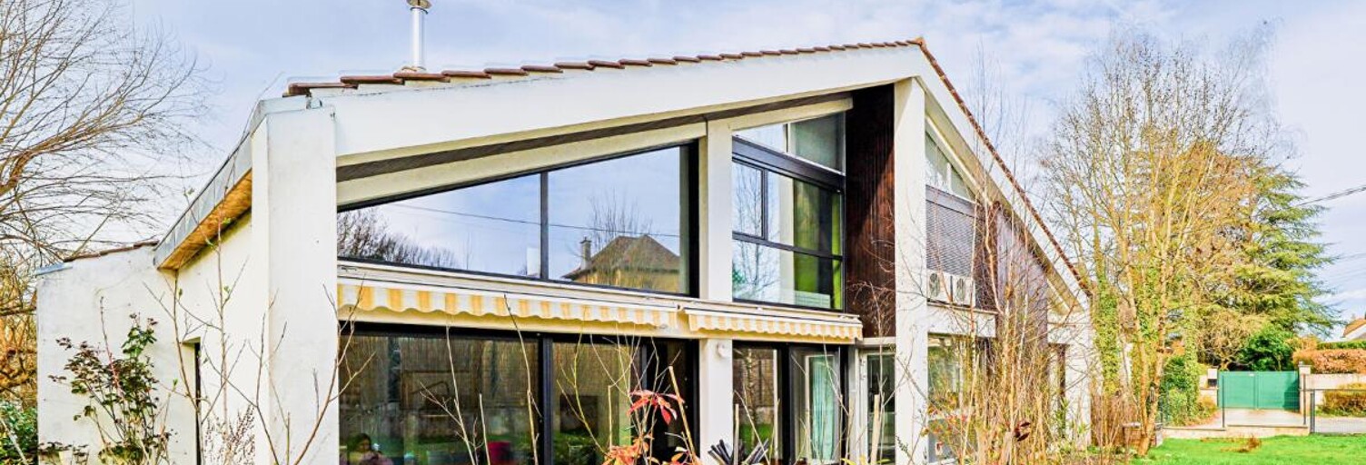 Maison 8 Pièces 253 m² à vendre à Montbéliard (25200)