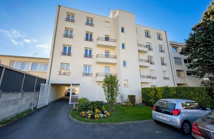 Appartement À Vendre — photo 2