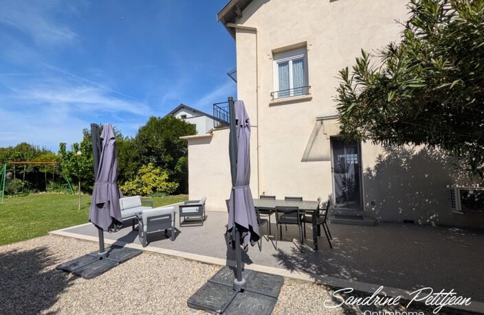 Maison à vendre 94 m² - 5 pièces - parcelle 469 m² - Vaulx en Velin Secteur Rize — photo 2