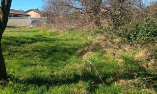 Terrain  884 m² à vendre à Cournon-d'Auvergne (63800)