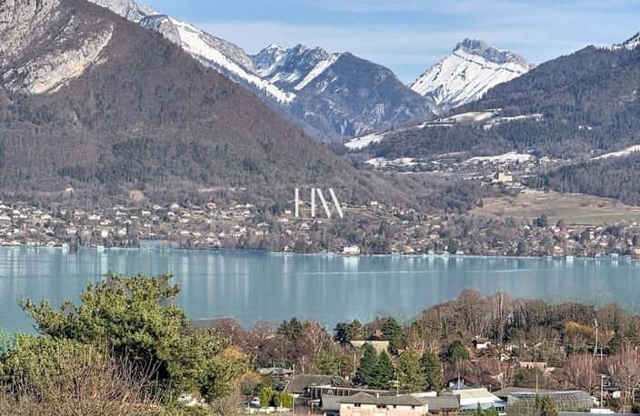 Chalet à vendre - entièrement rénovée avec vue panoramique lac et montagne -  8 pièces SEVRIER (74) — photo 5