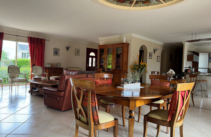 Dpt Maine et Loire (49), à vendre proche d' ANGERS maison P9  Vie de plain pied — photo 5