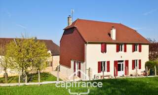 Maison 6 Pièces 227 m² à vendre à Maynal (39190)