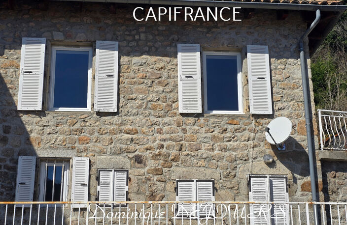 Marcols-les-eaux , maison en pierres : Un bien d’exception où charme, élégance et confort se rencontrent – coup de cœur immédiat garanti ! — photo 2