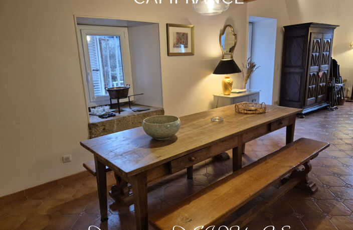 Marcols-les-eaux , maison en pierres : Un bien d’exception où charme, élégance et confort se rencontrent – coup de cœur immédiat garanti ! — photo 4