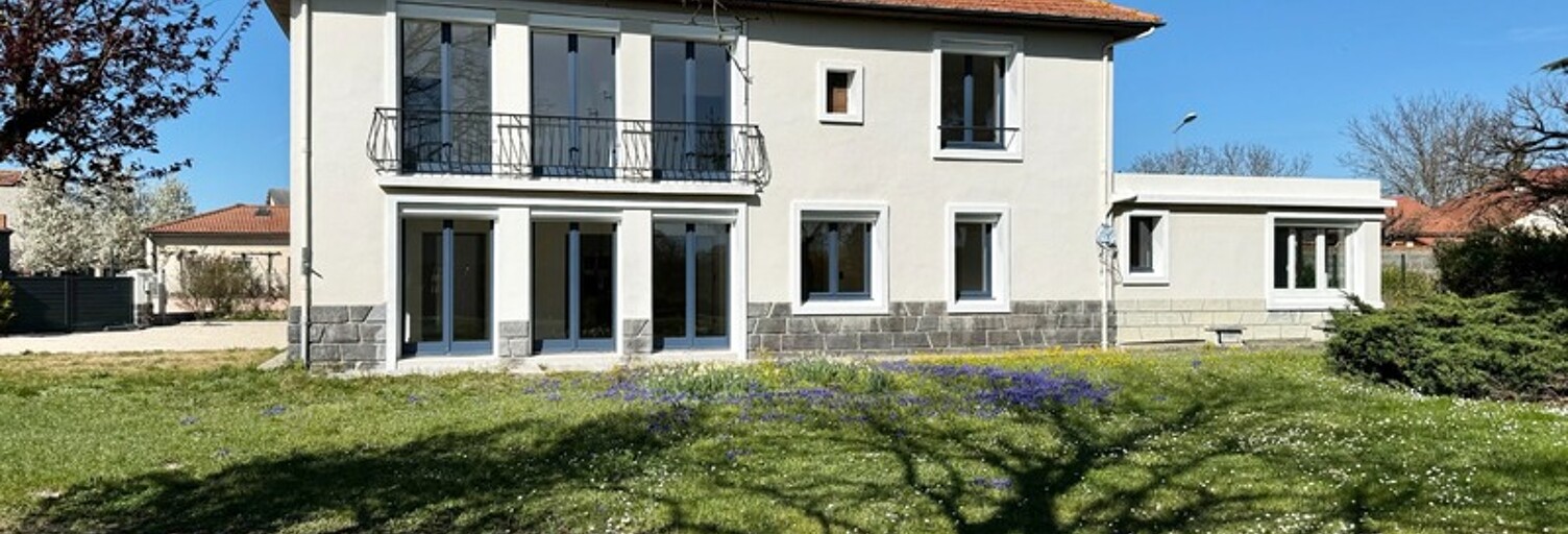 Maison 7 Pièces 235 m² à vendre à Ennezat (63720)