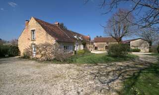 Maison 9 Pièces 277 m² à vendre à Saint-Geniès (24590)