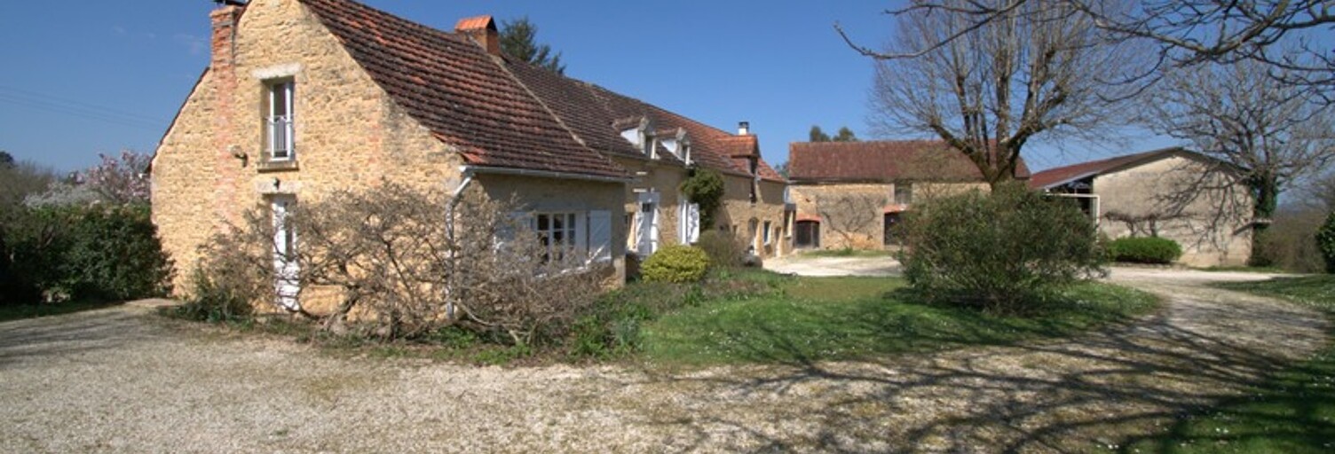 Maison 9 Pièces 277 m² à vendre à Saint-Geniès (24590)