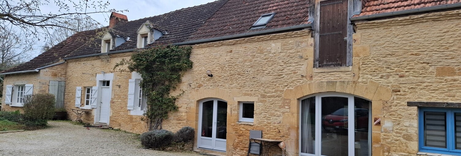 Maison 9 Pièces 277 m² à vendre à Saint-Geniès (24590)