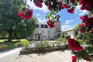 Maison 22 pièces 892500 €
