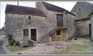 Maison 4 Pièces 120 m² à louer à Poiseul-la-Ville-et-Laperrière (21450)