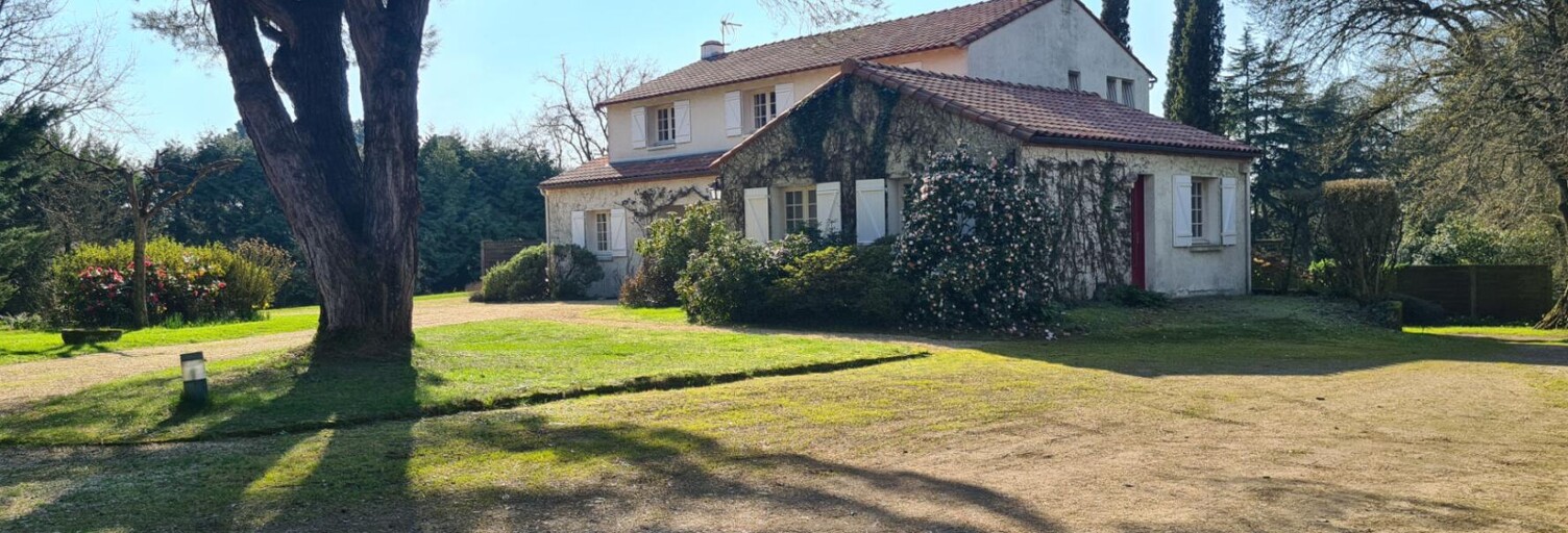 Maison 11 Pièces 274 m² à vendre à Gétigné (44190)