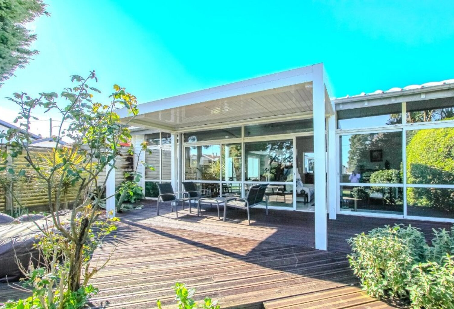 ANGLET CENTRE - VILLA FAMILIALE ATYPIQUE- PLACE LAMOTHE - ECOLES ET COMMERCES — photo 1